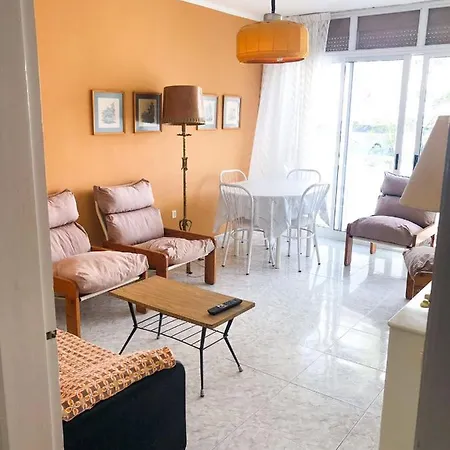 Mari Village Luminoso,a 2 Minutos De La Playa Apartment
